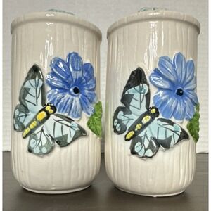 Vintage Ceramic 3D Butterfly Floral S & P Shaker Set Cottage Fairycore No Stoppe